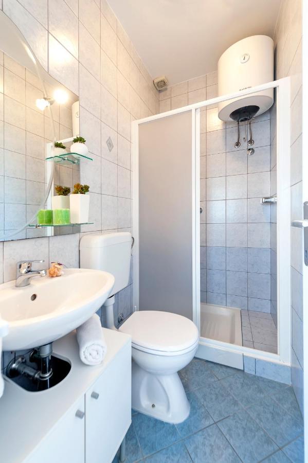 Banko Apartment *